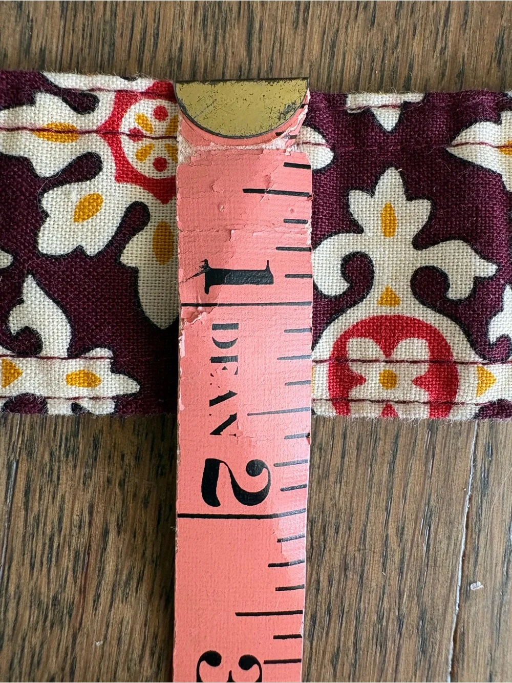 Vera Bradley Maroon Floral Fabric Belt with Tortoiseshell Ring